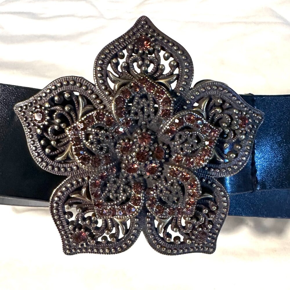 Women's Dark Brown Leather Belt Size Small with Sequined Petal Shaped Buckle